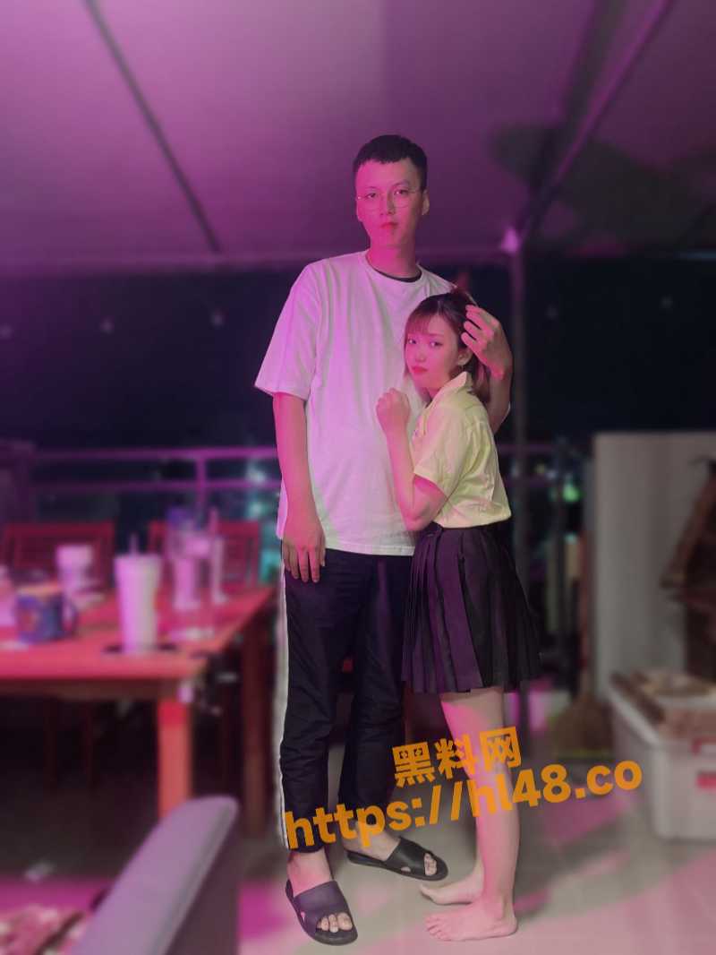 推特台湾母狗 Lunana 在主人屌下重口调教 喜爱玩户外露出寻求性爱高潮全程记录！