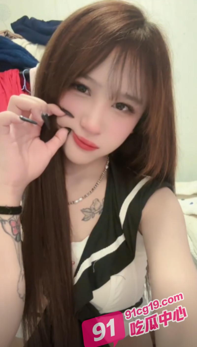 抖音网红还能抱你吗 约炮精神小伙 骚得猝不及防！ 配图5