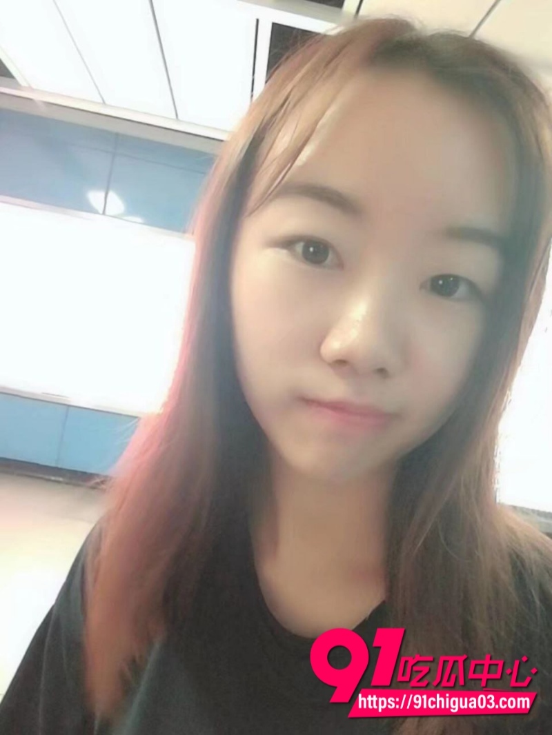 98年央企浮荡小母狗婚内出轨 同事口交内射曝光4