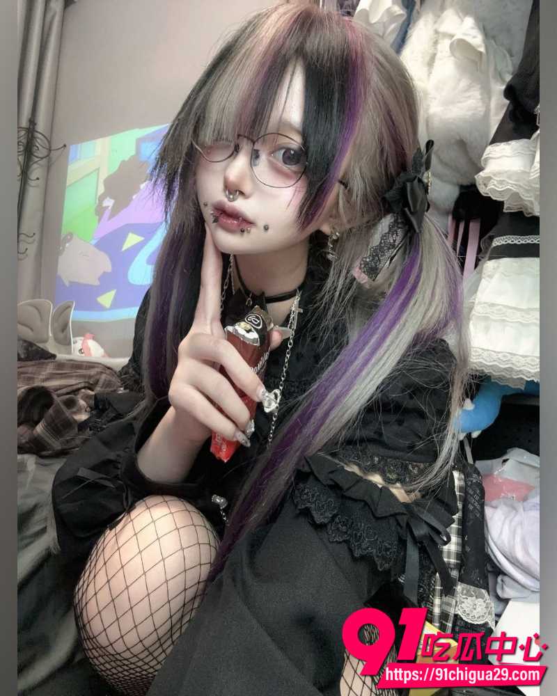 推特重口地雷妹椿山民子 14 推特重口地雷妹椿山民子 14