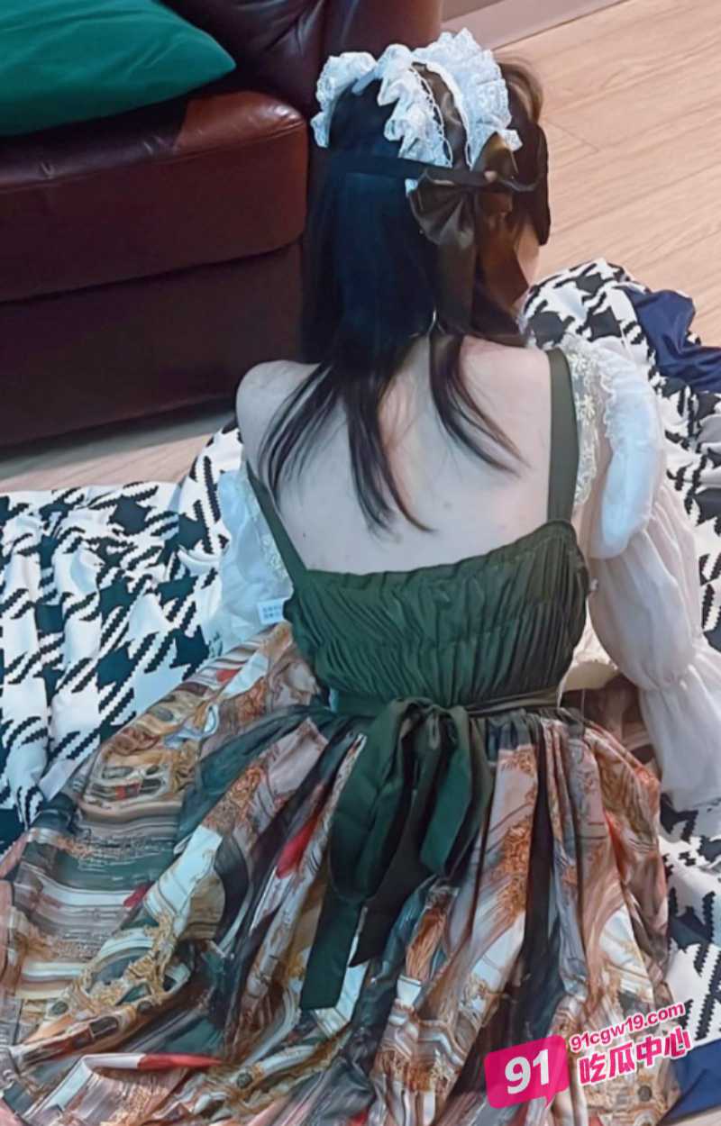 海角乱伦之亲妹洛丽塔的诱惑～得此妹哥何求啊 配图2