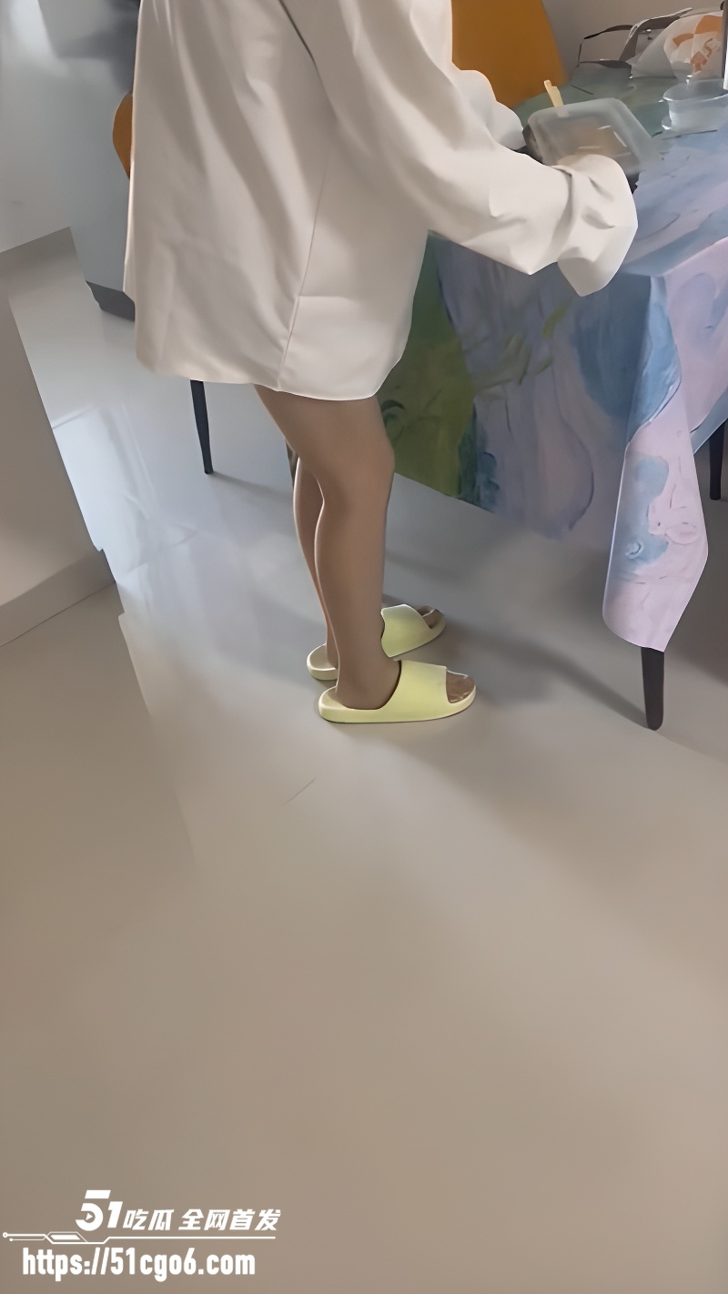海角大神我的乱伦生活 2 海角大神我的乱伦生活 2