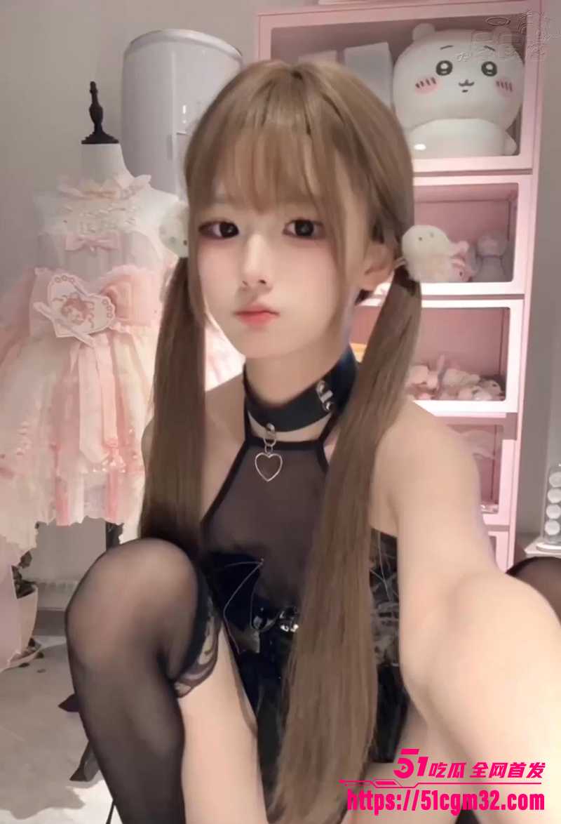 抖音网红季雨高颜白虎萝莉大尺度道具自慰合集1拷贝