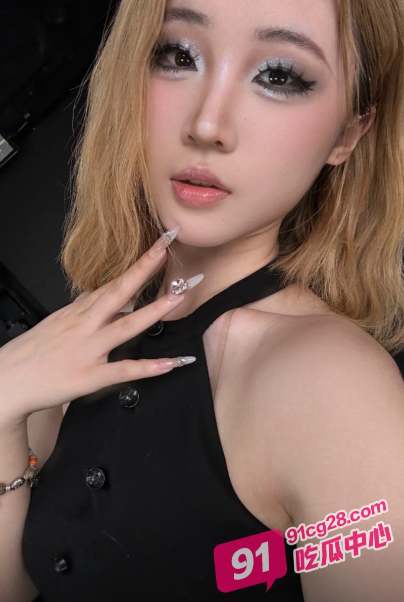 亚裔美女Alice 被捆绑起来强制性爱 大玩骑马大战！ 配图3
