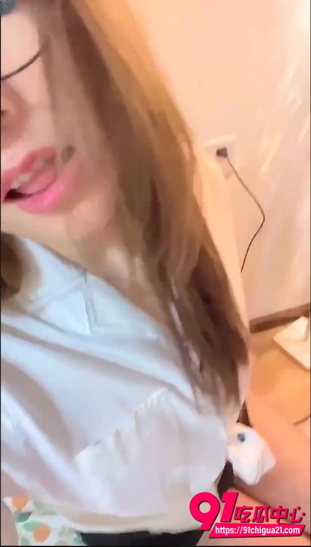 抖音叶娇娇性爱视频流出2