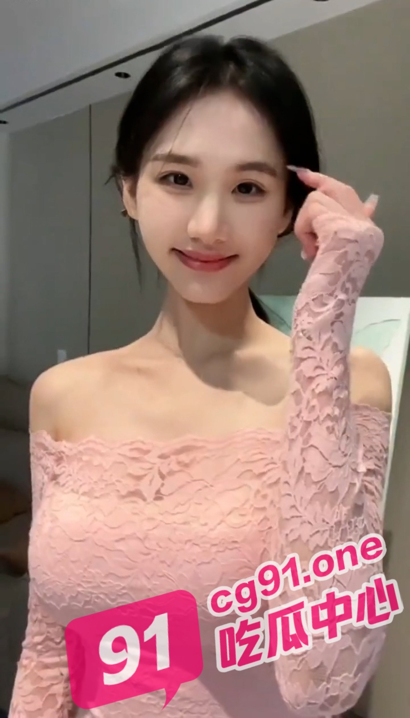 2_W_800px.jpg
