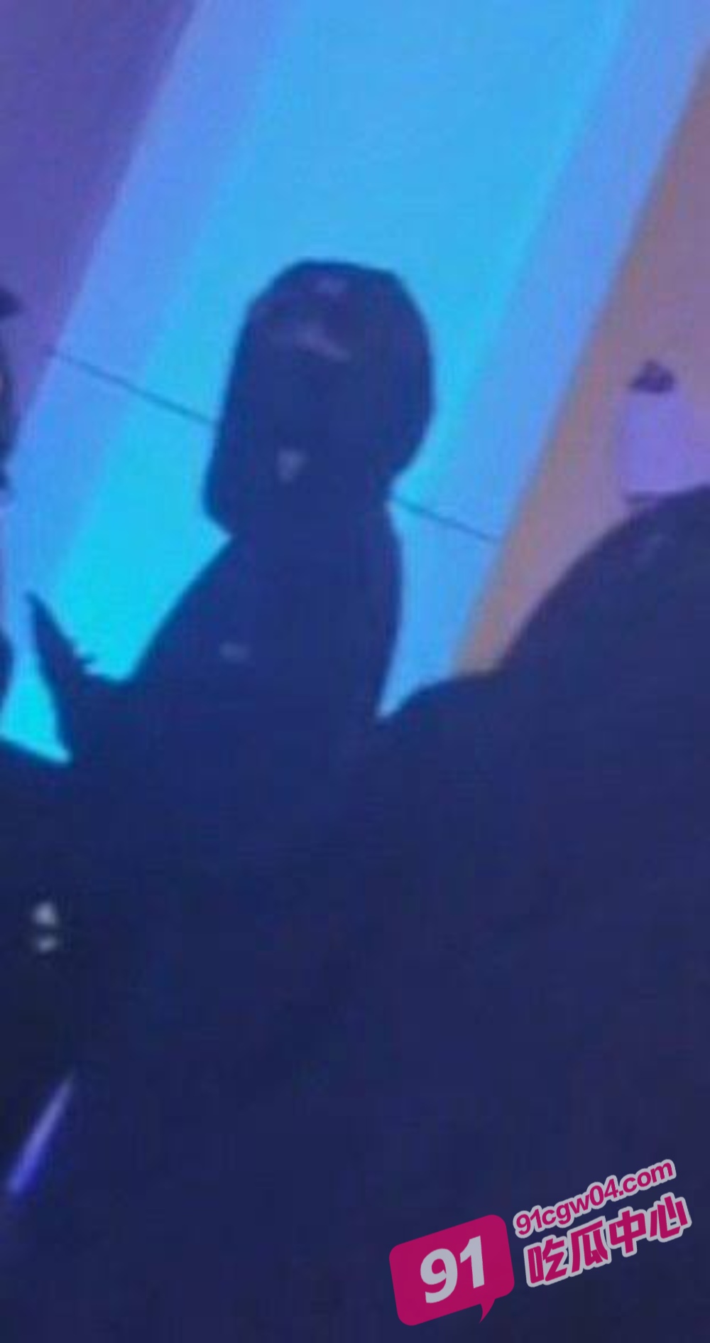 明星BOY STORY成员于泽宇出轨粉丝被拍 女的是多想被操逼啊 床上这么骚 配图8