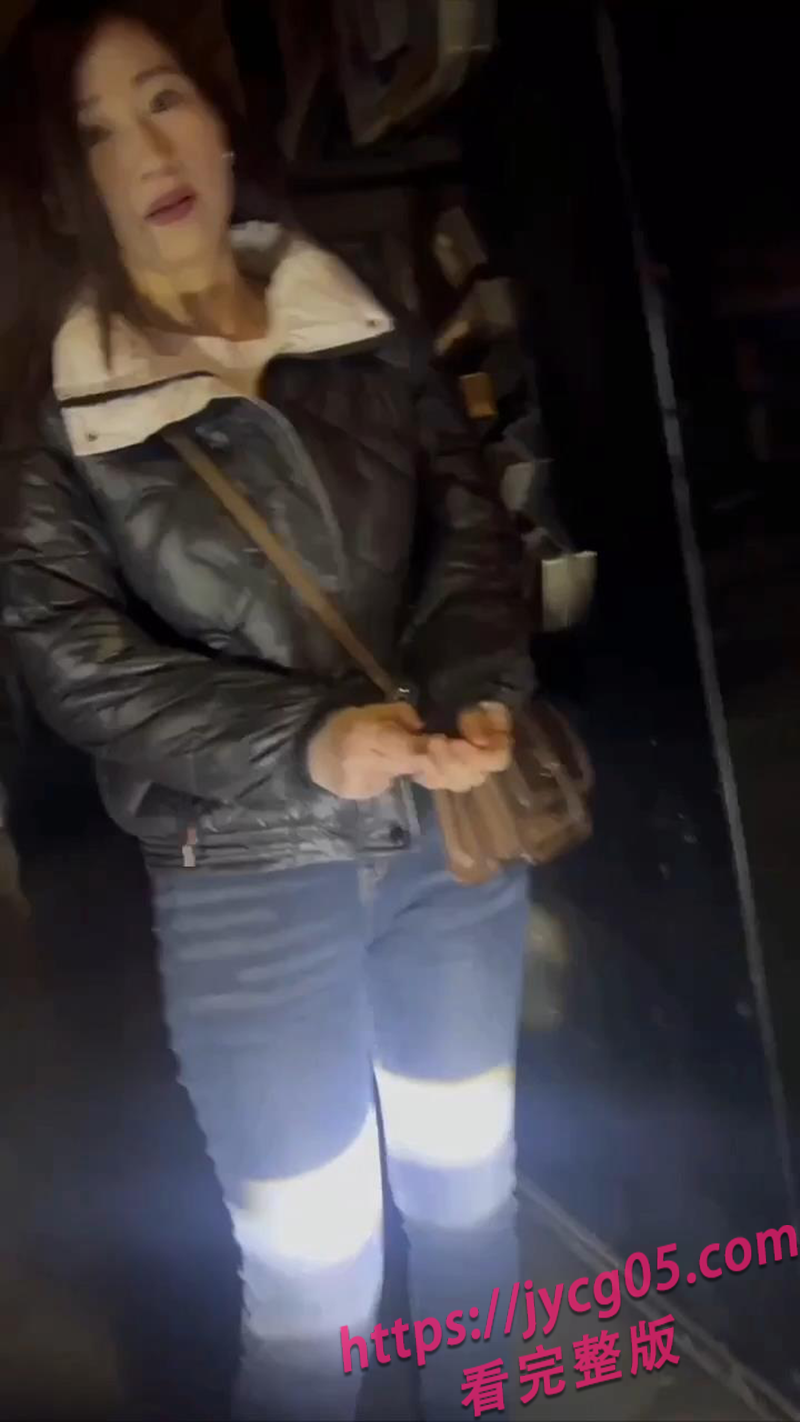 深夜探访城中村“神秘暗店”！广东男子偷拍被抓 全程狂逃曝光！ 配图3