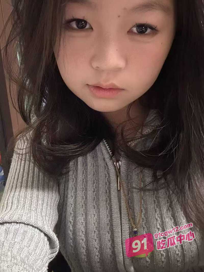 山东滨州博兴三中于瀚然调教视频流出 清纯脸蛋下竟是重度sm淫魔？ 配图3