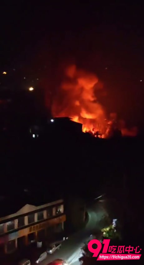 泸州胡市火灾现场视频3