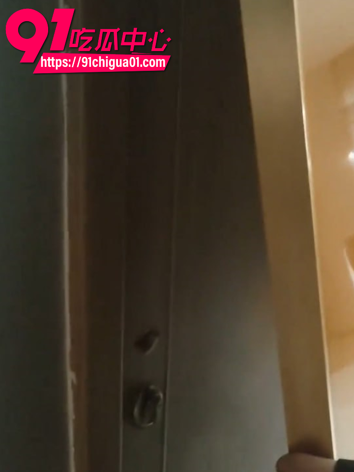 住酒店发现多处暗门2