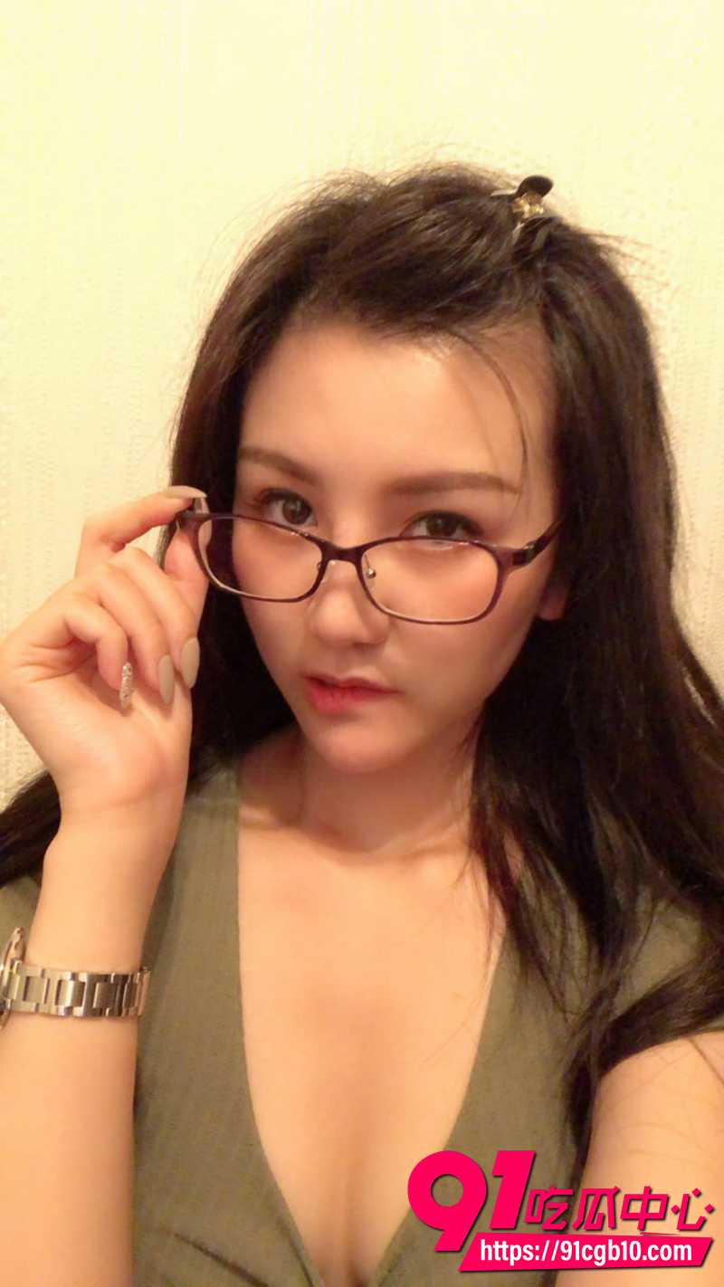 4巨乳少妇霍时瑾 2