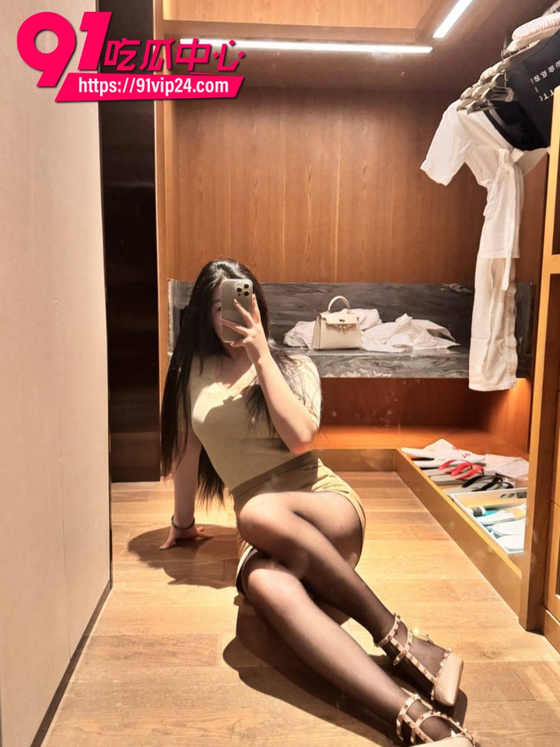 大连理工高颜值大三女生吴婷芳私密影像意外外泄0