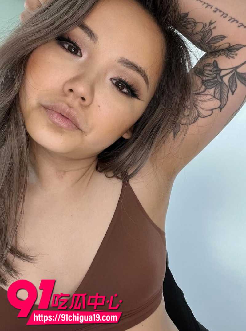 INS女模特Amethyst与前男友自拍性爱视频流出7