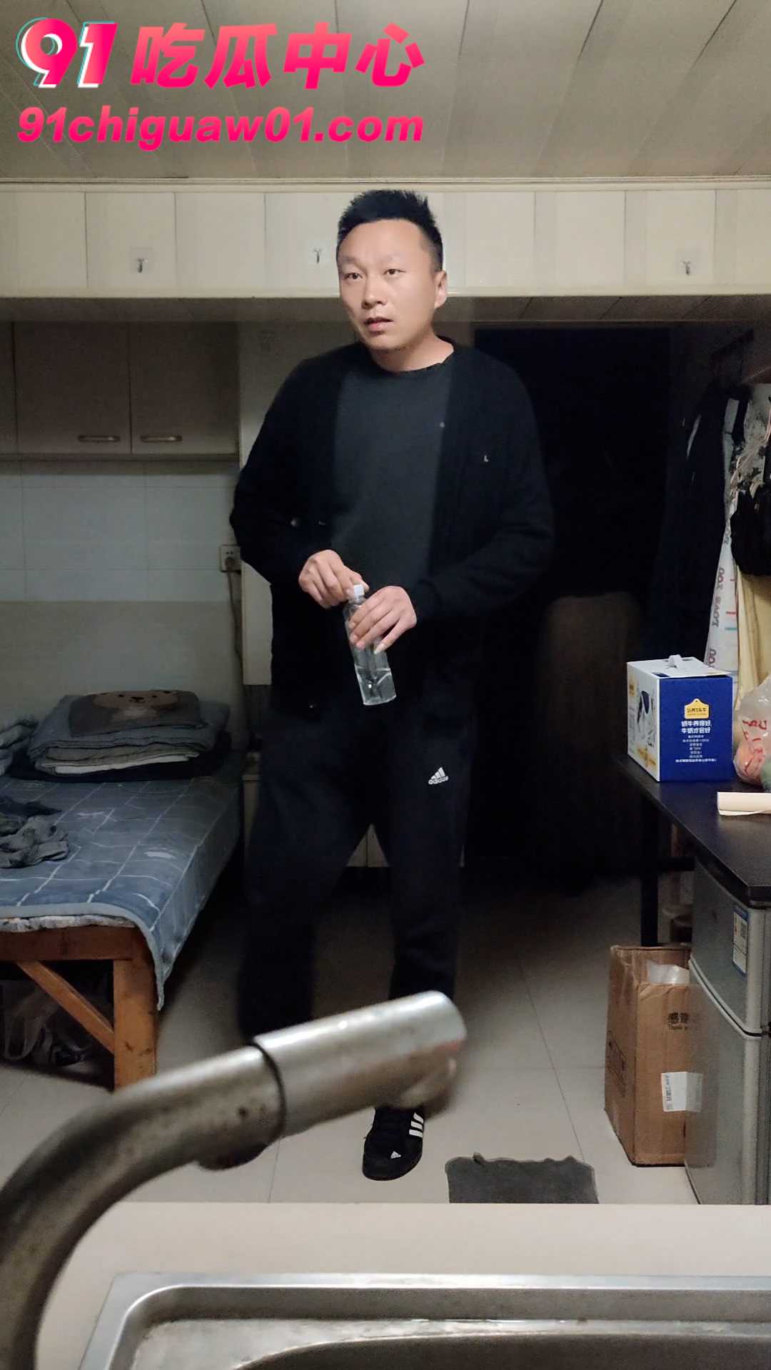 红姐和送奶哥05.jpg