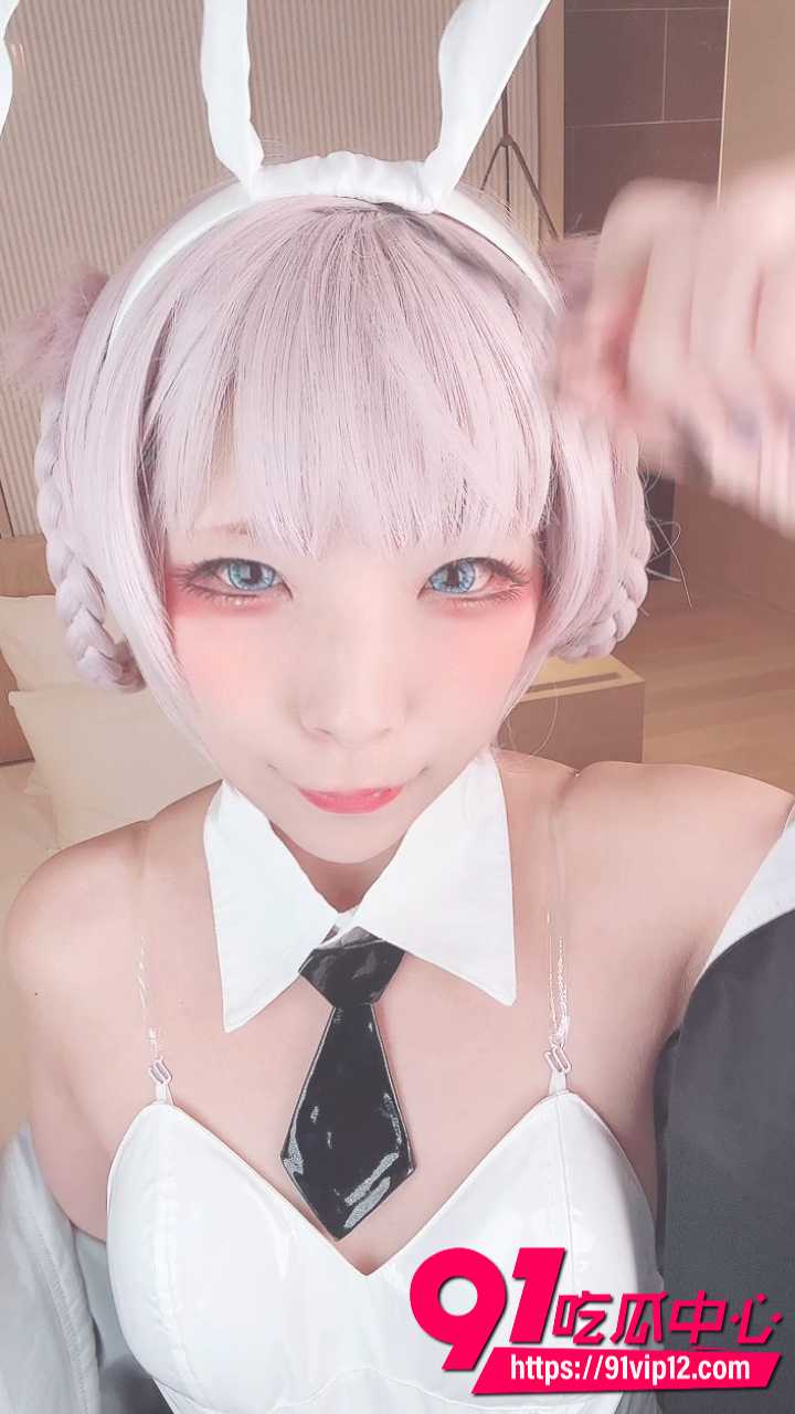 日本极品福利姬comonun2 日本极品福利姬comonun2