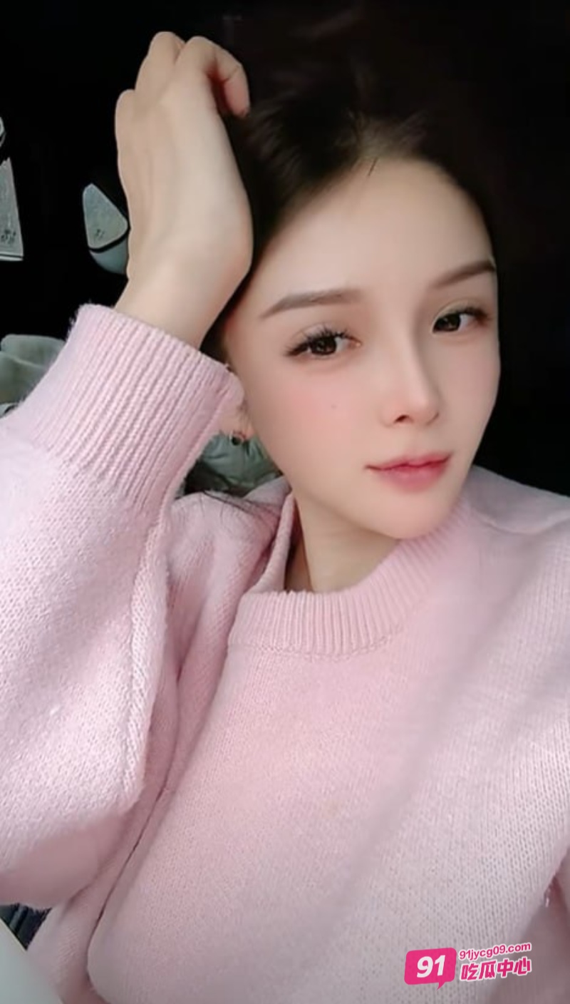 抖音博主垚垚是垚垚 浴室湿身娇喘不停视频网上疯传~ 配图3