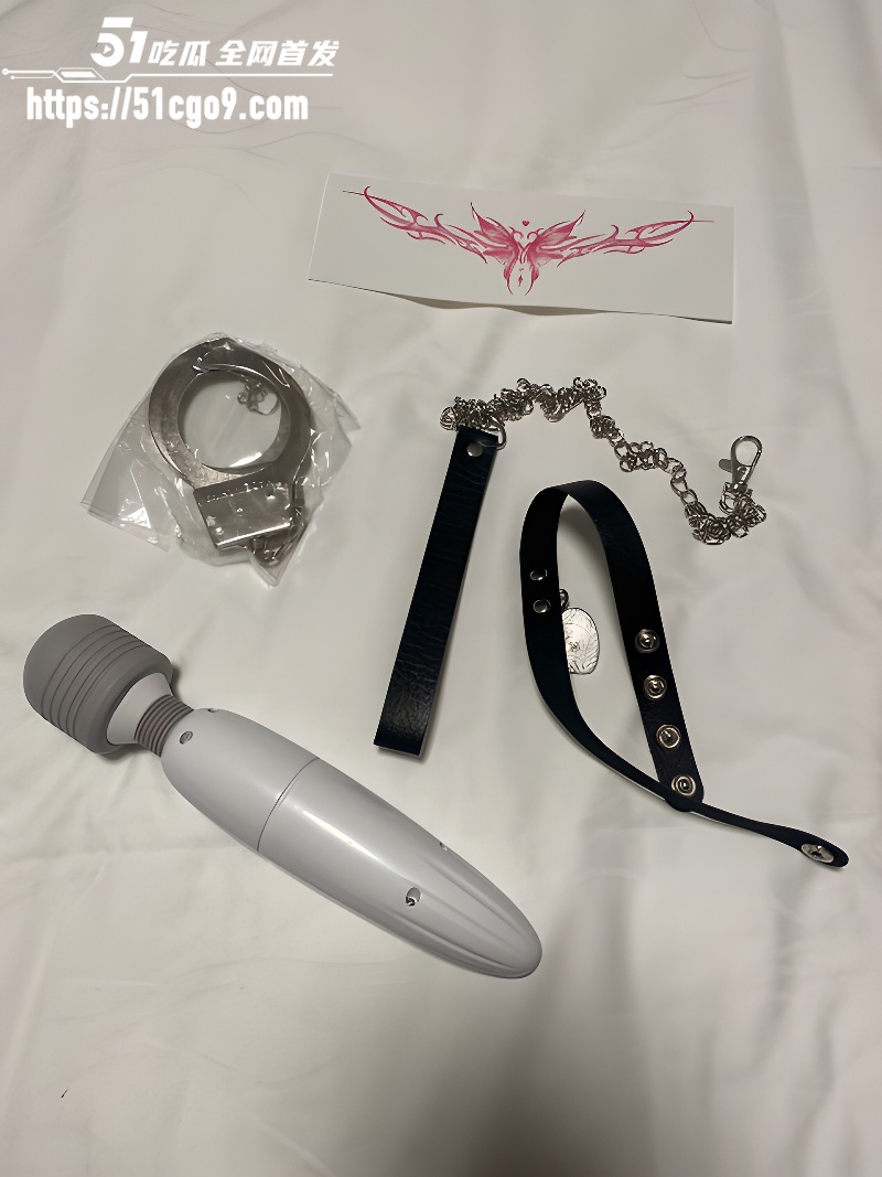 草莓性爱视频  3