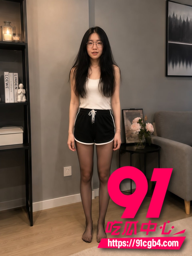武汉眼镜教师 高晓薇 私拍泄密 人前高贵私下喝圣水 口交黑丝女上位骑乘 反差母狗全曝光3