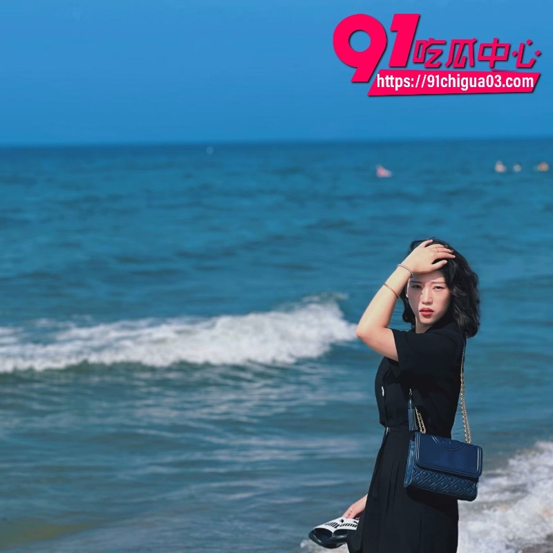由于不能忍受自己的寂寞,在外面各种红杏出墙6 由于不能忍受自己的寂寞,在外面各种红杏出墙6