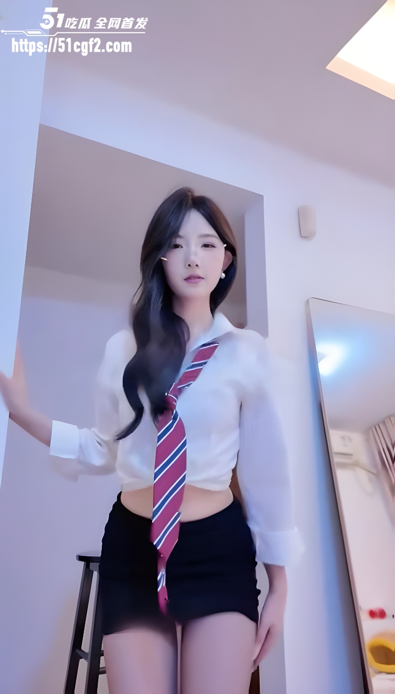 快手性感御姐小帐女友自慰福利1