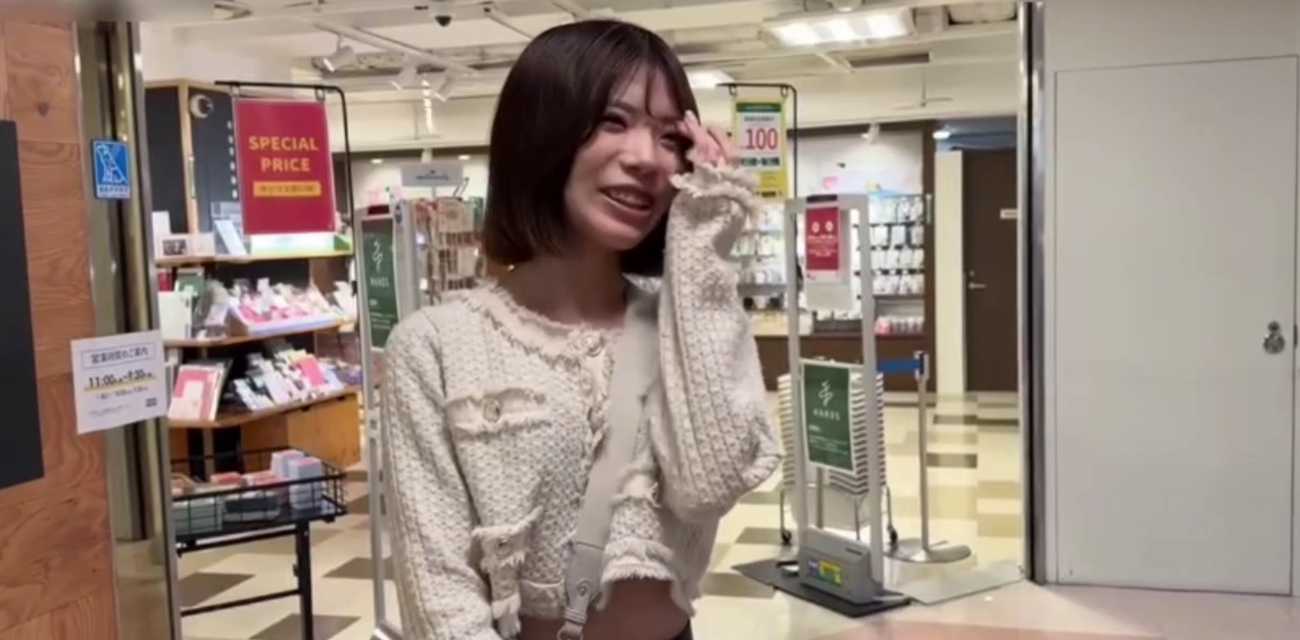 日本FC2素人AV 诱惑体育生激情缠绵 酒店无情抽插高潮！