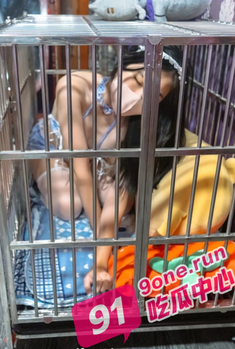 172cm女神被绑性爱椅上呻吟, 鞭笞调教暴力中出, 淫荡声满屋飘扬