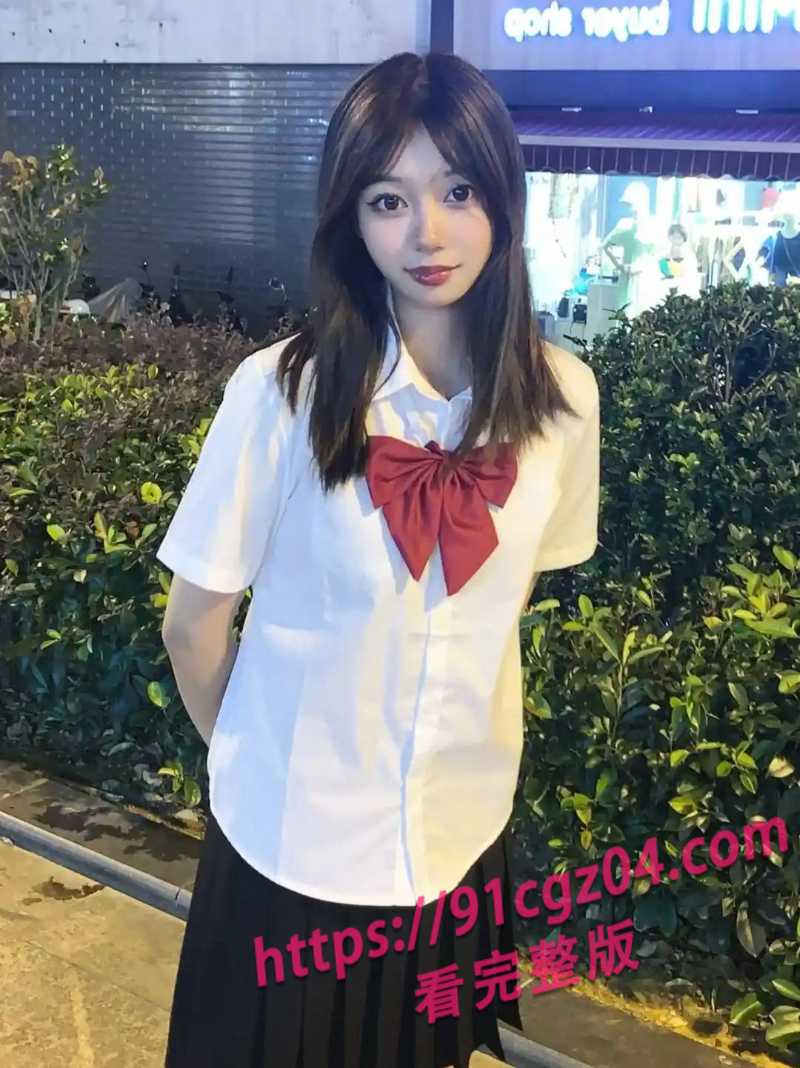 精神小妹人美逼遭罪 半夜不回家被大哥带到酒店爆操