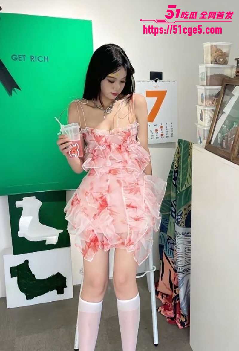 高颜值美女网红zoe性爱视频流出 4 拷贝