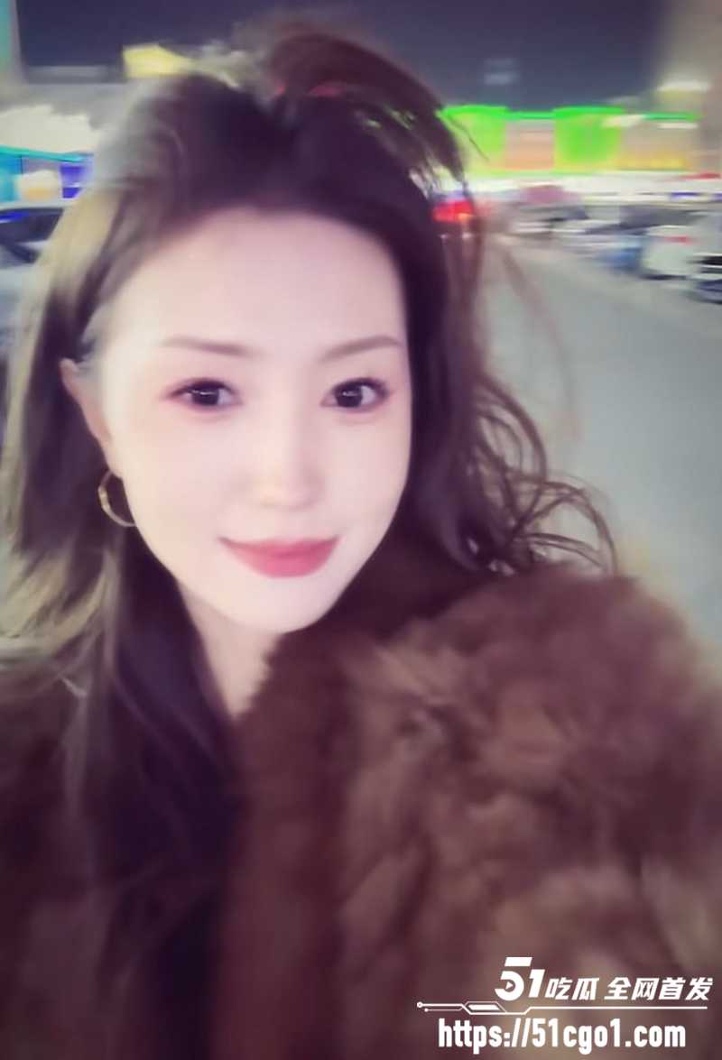 山东济南网红梦梦与榜一大哥撕逼记录曝光2拷贝