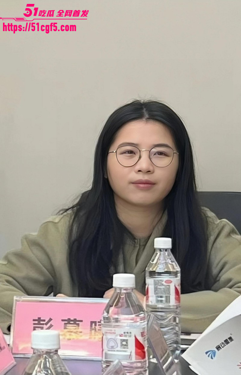 长沙体育局彭慕曦霸占车位事件02 长沙体育局彭慕曦霸占车位事件02