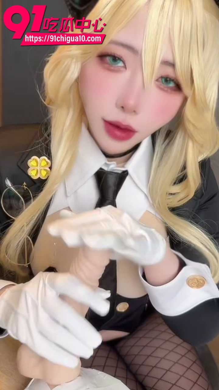 Rizuna妮姬兔女郎黑网丝假鸡巴猛插自慰2 Rizuna妮姬兔女郎黑网丝假鸡巴猛插自慰2