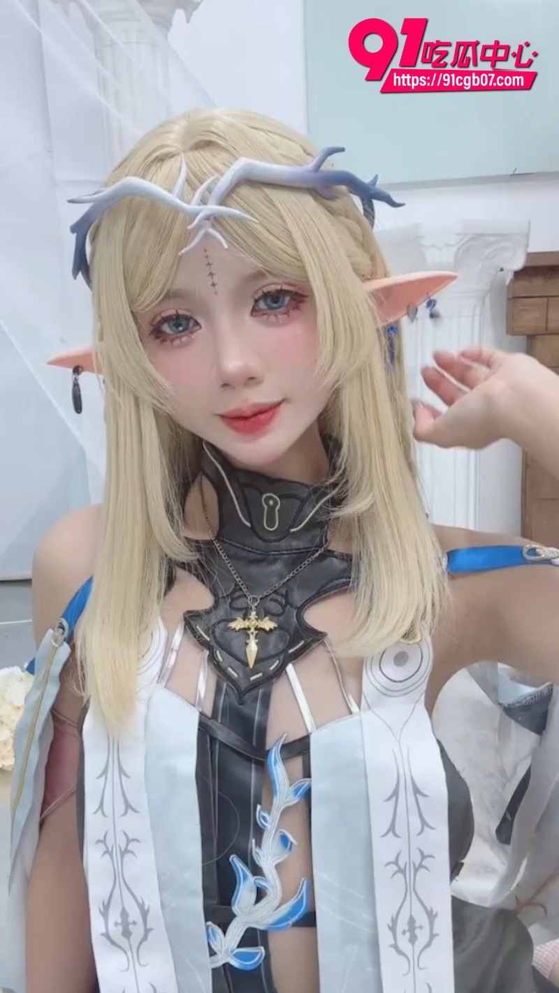 高颜值福利姬 PoppaChan8 高颜值福利姬 PoppaChan8