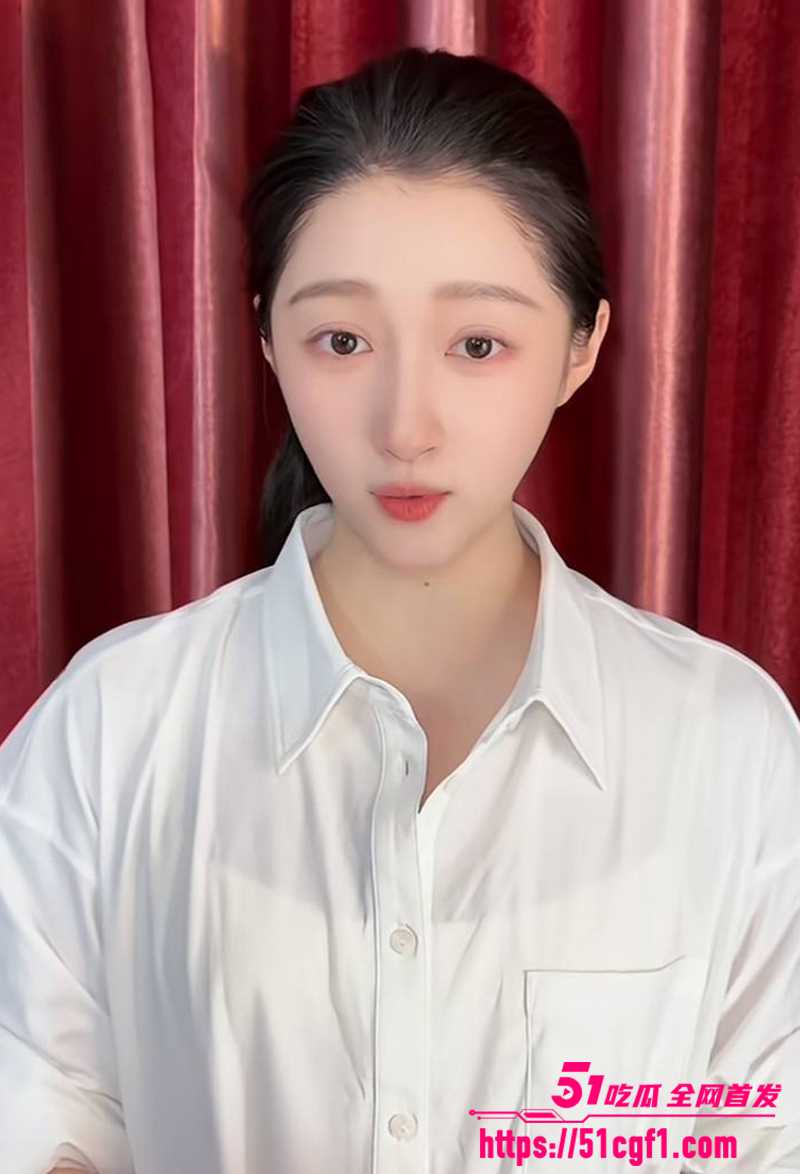 一线小花关晓彤被经纪人吴红梅公开内涵陪睡4拷贝 一线小花关晓彤被经纪人吴红梅公开内涵陪睡4拷贝