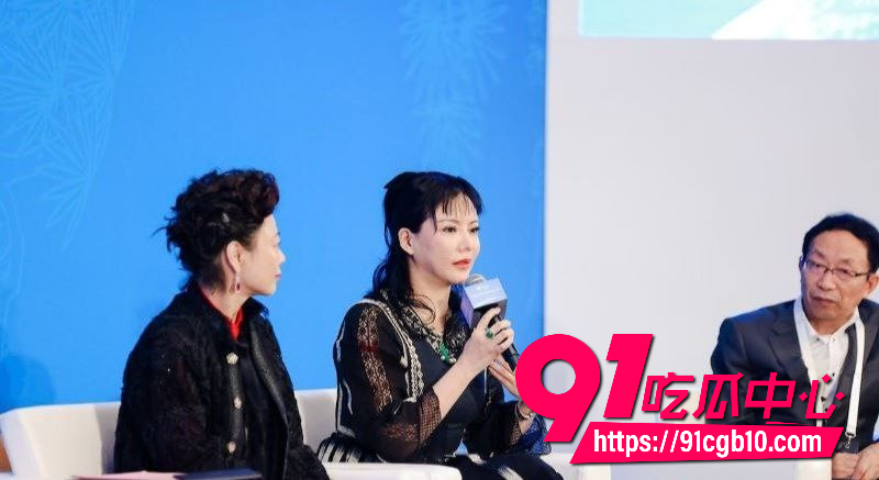 香港三级女王彭丹5