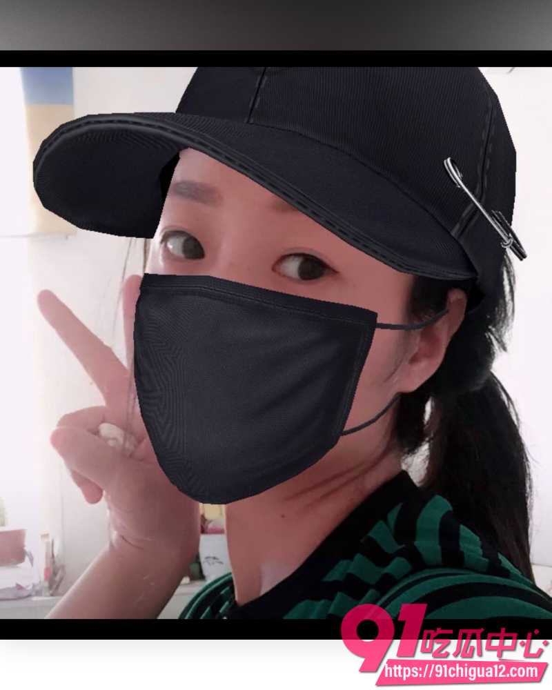 抖音网红娜姐手撕公职丈夫高飞 怒曝出轨家暴把自己打的满是淤青 不雅视频接连流出