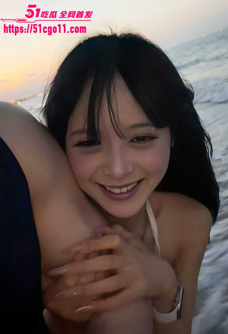 白虎福利姬桃汁水水性爱视频 1 拷贝