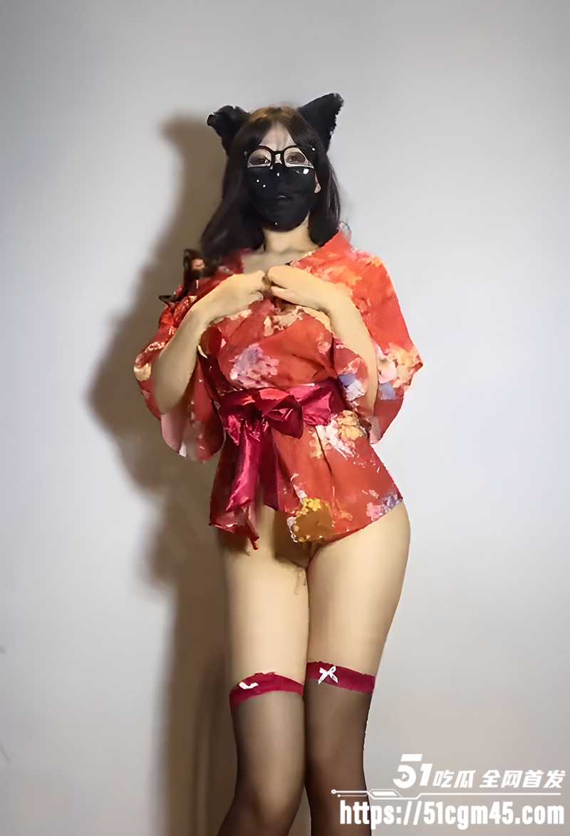 梨形肉弹尤物迷鹿裸舞珍藏集 3 拷贝 梨形肉弹尤物迷鹿裸舞珍藏集 3 拷贝