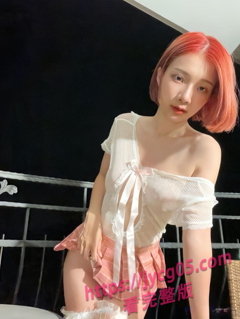 台湾网红zhen祯露脸实战新作疯传！性感身姿打造神级撸片！ 配图2