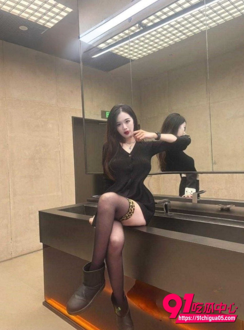 湖南师范大学嫩妹 程鱼菲  异地恋自慰娇喘诱惑男友2