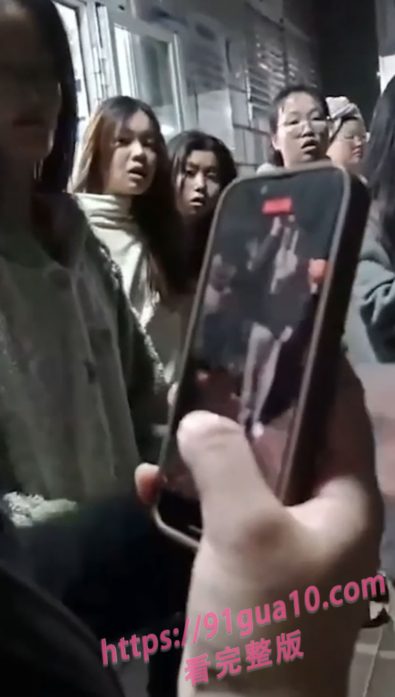 淮北师范偷拍变态5.jpg