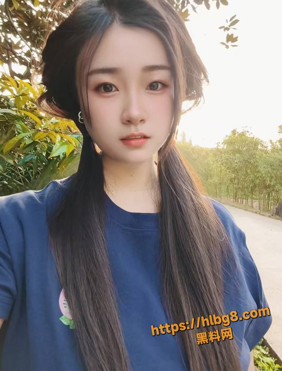 重庆美女美甲师 蒋欣洋 私拍视频流出 极品E罩杯大奶妹子 看的鼻血直流 这奶子是真的大！