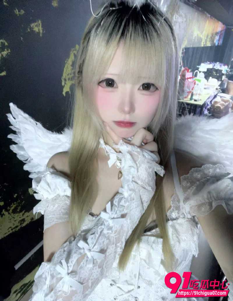 抖音嫩妹网红博主5