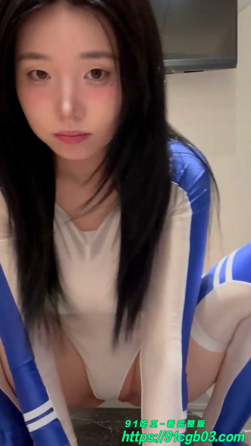 序列 2556.00043817