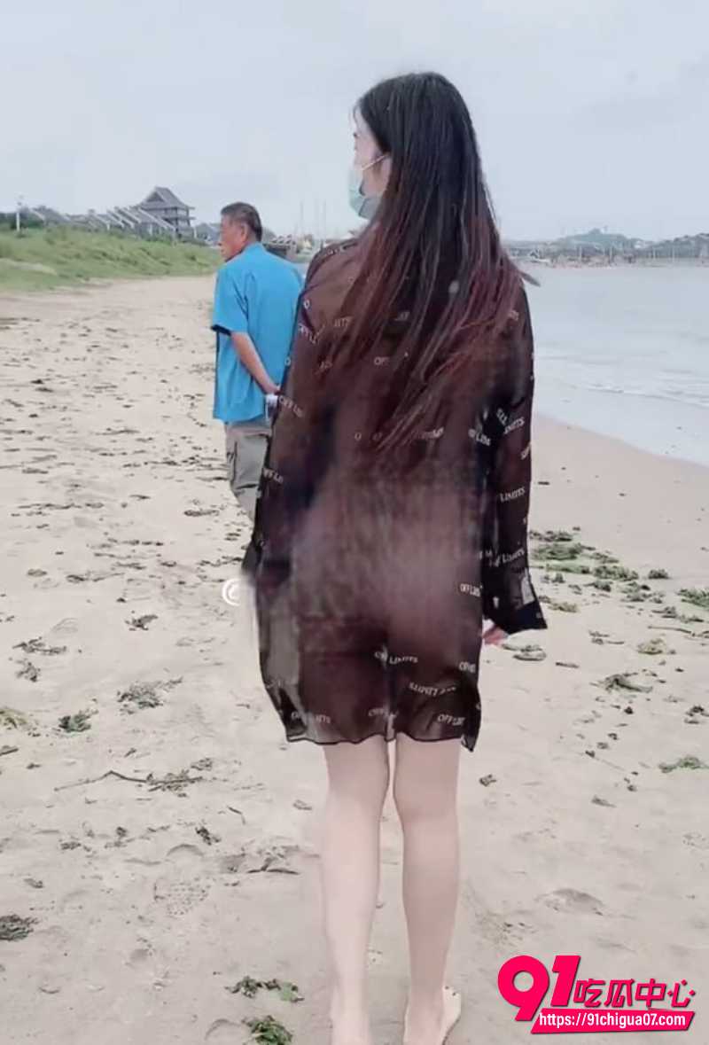 推特户外露出大神浅笑心柔2 推特户外露出大神浅笑心柔2