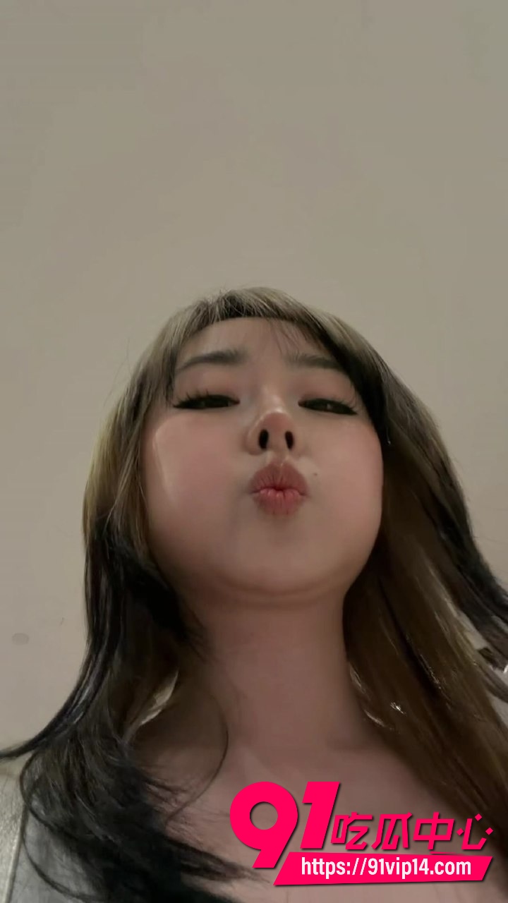 小胖妞噗噗3