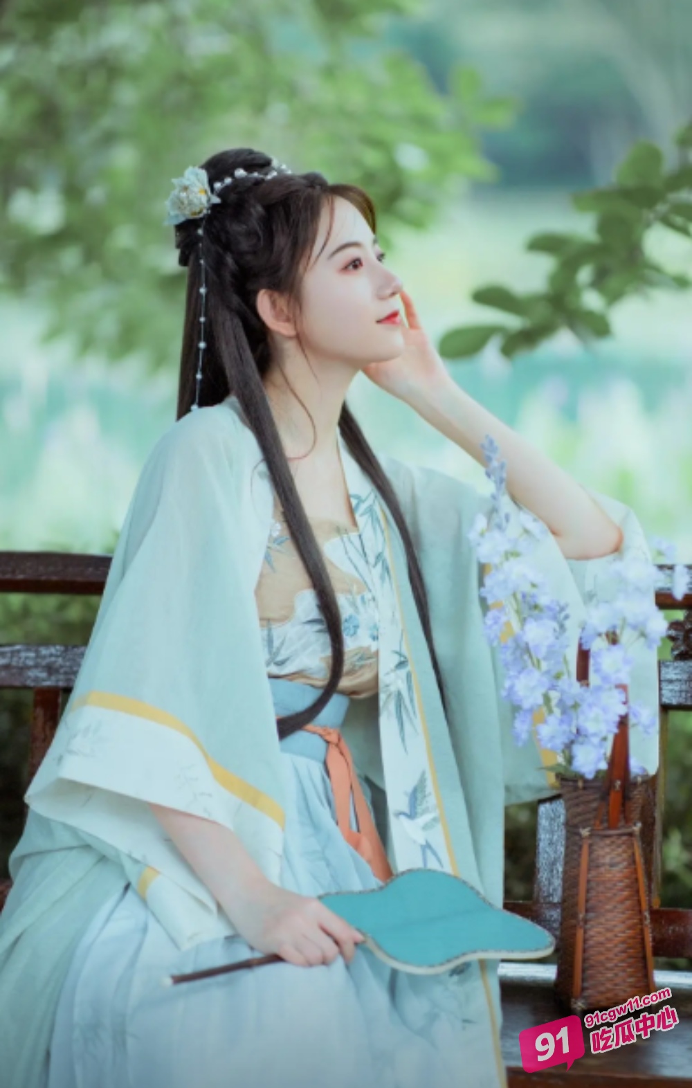 年度最佳淫曲——《淫娃酒家》古代三级淫女群像 淫邪剪辑加骚级歌词太上头! 配图