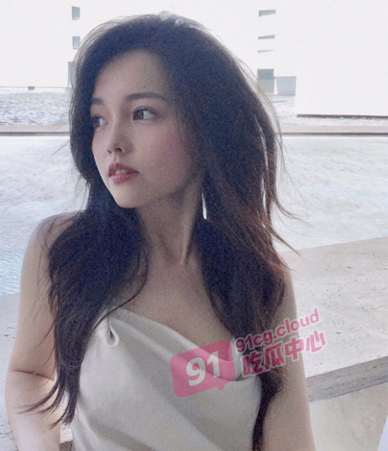 【三观崩坏】公费留美研究生韩冬微 甘愿沦为洋人小贱奴 视频被洋人疯狂炫耀 是有什么把柄被抓住了吗?