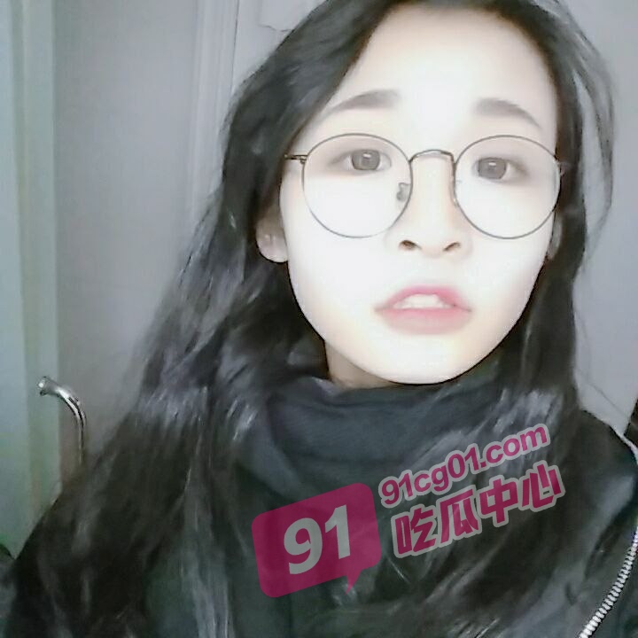 天上飞机最快 地下眼镜最骚～盐城师范学院眼镜妹张婷婷颜射一脸   “我太空虚了”