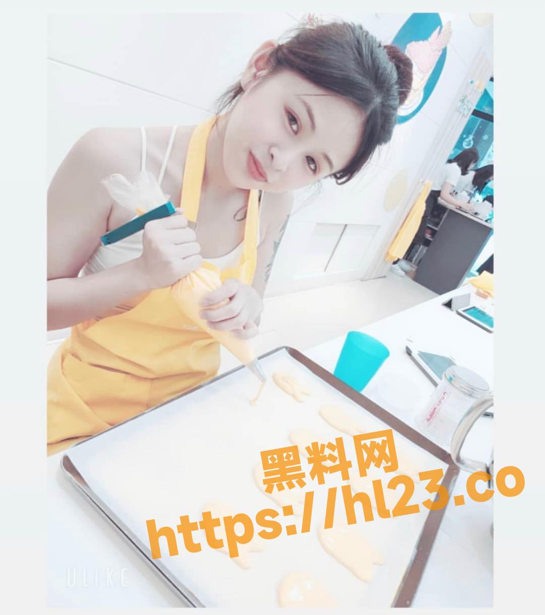 洛阳理工大学大三学生冯佩莹，私拍泄密合集，女女自慰振动棒一个都不够用